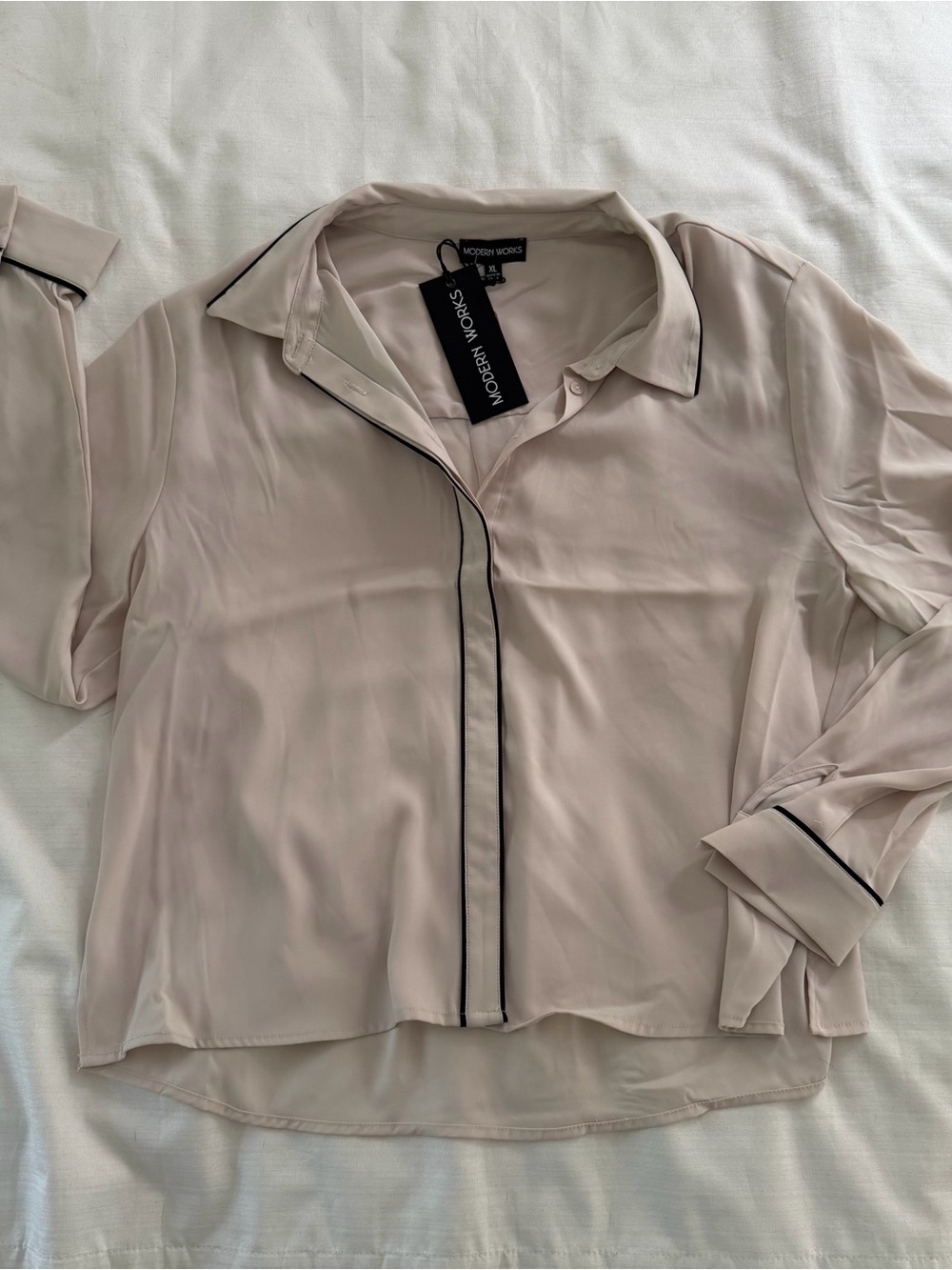 Modern works NWT button up size women’s XL